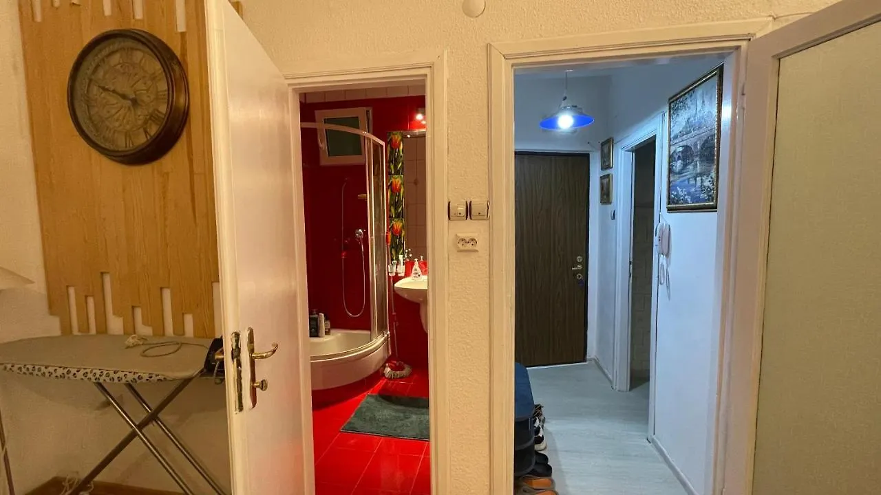 Appartamento Bucharest Mirror Chic. Romania